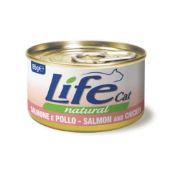 Life Natural comida húmeda para gatos de salmón y pollo  , fuente de proteínas y ácidos grasos omega-3.