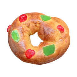 Snack navideño natural seguro para perros en forma de roscón